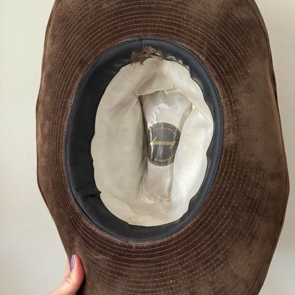Vintage lanning suede cowboy hat with feather  details western ranch unisex - Picture 6 of 6